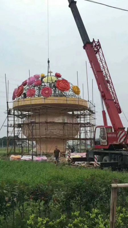 景觀花籃雕塑承接，城市裝飾，大型不銹鋼花籃雕塑公司生產(chǎn)商