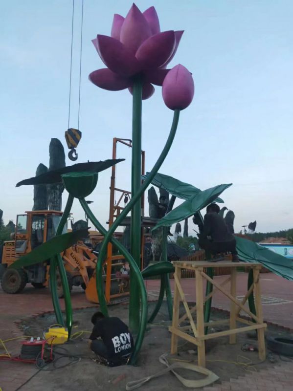 大型荷花雕塑公司，花園小品，荷花雕塑提供